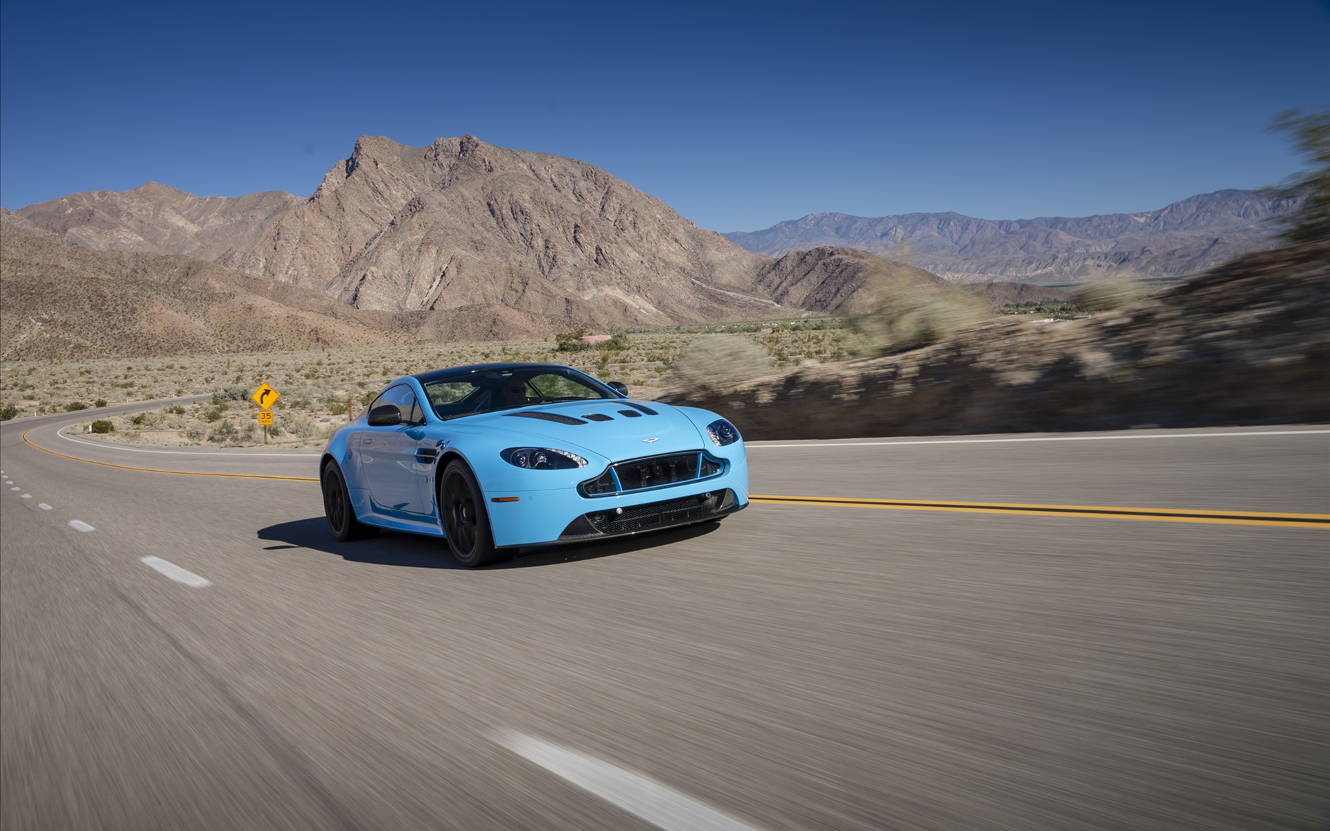 Aston Martin V12 Vantage S 2014